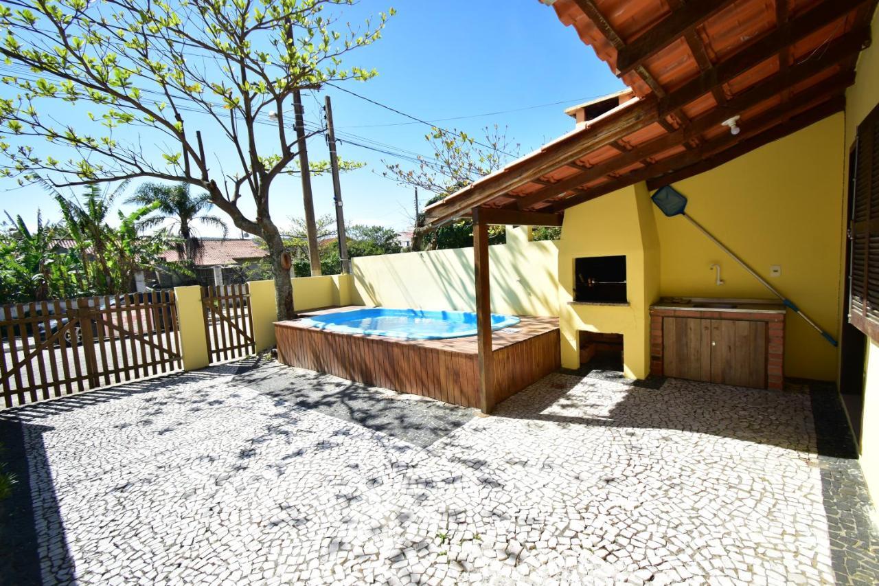 Casa Canela, 450 Mts Da Praia De Mariscal. Bombinhas Bagian luar foto